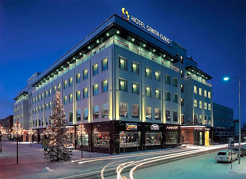 Santa's Hotel Santa Claus