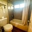 Casa Blanca Hotel & Suites Orange SR-55 Freeway, Near Honda Center, Chapman University, Disneyland