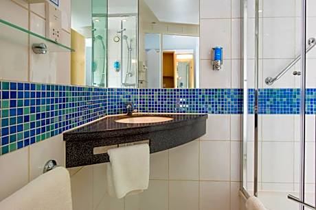 Standard Double Room with Free Hot Breakfast