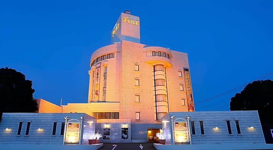 Hotel Fine Garden Kuwana