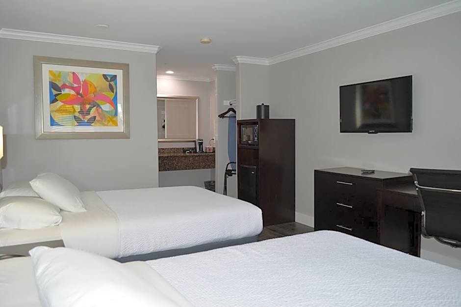 Fairview Inn & Suites