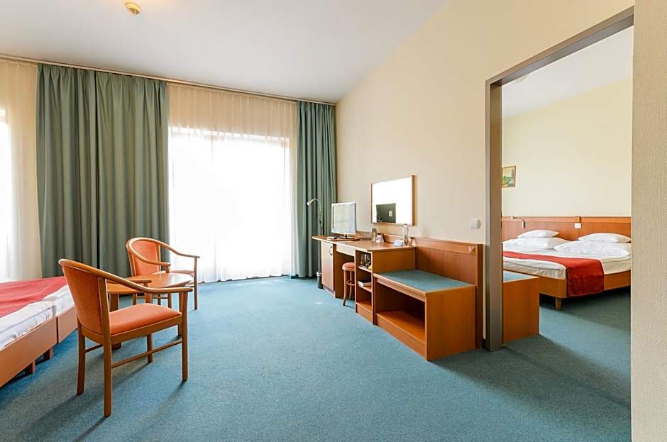 Hunguest Hotel Aqua Sol