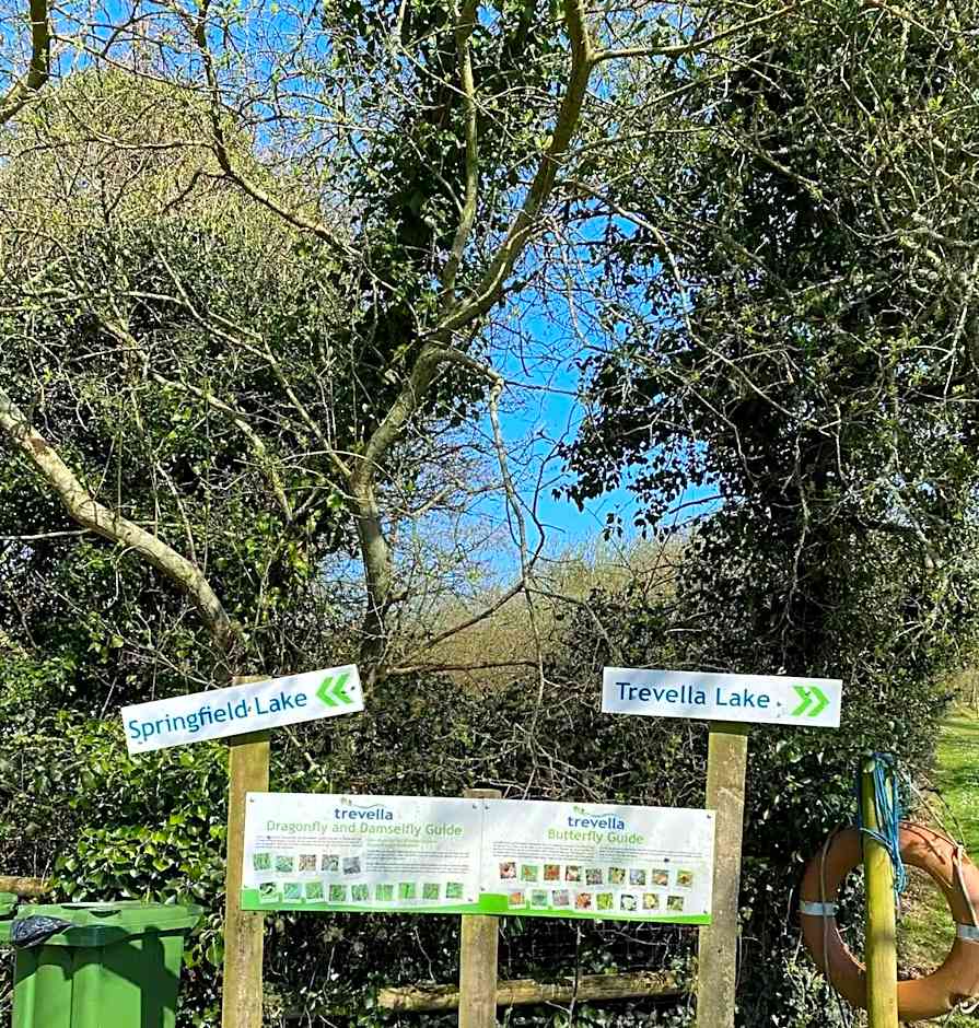 Cosy 2 bed pet friendly holiday home Crantock Nr Newquay