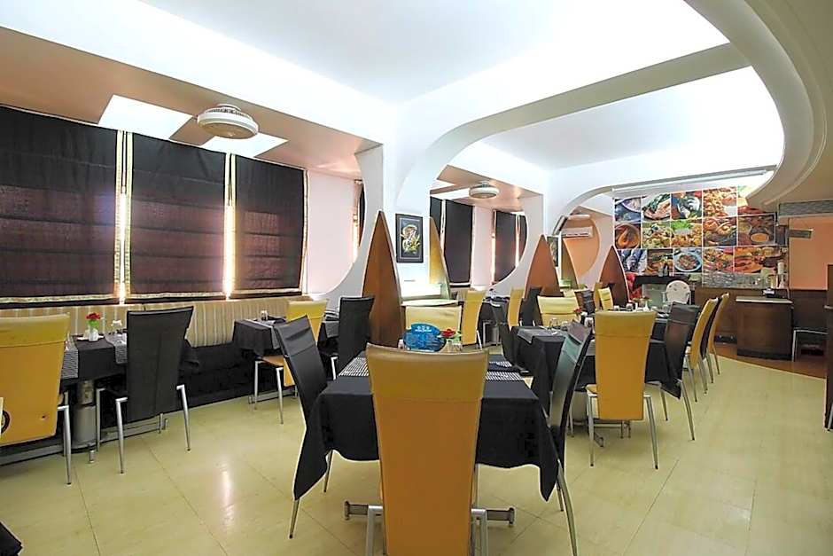 Hotel Gurukripa Daman