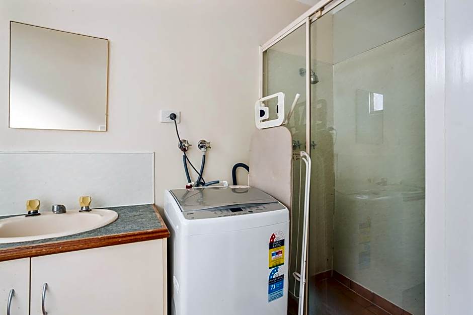 AAOK Karratha Caravan Park