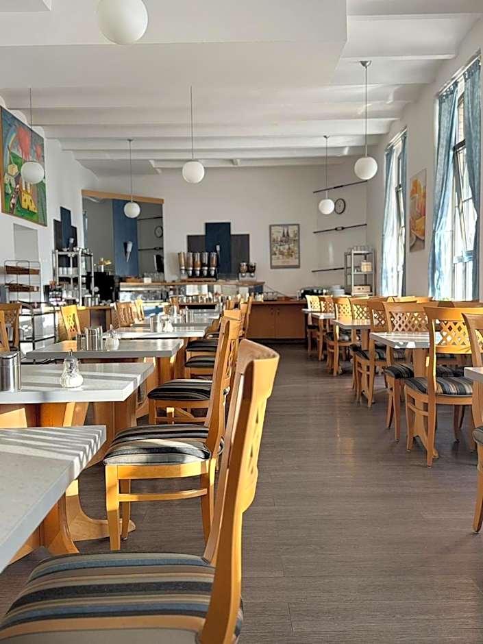 Opera Hotel Köln