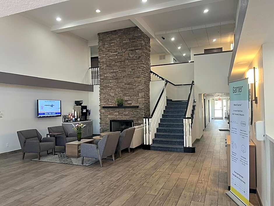 Garner Hotel Phoenix - Surprise By IHG