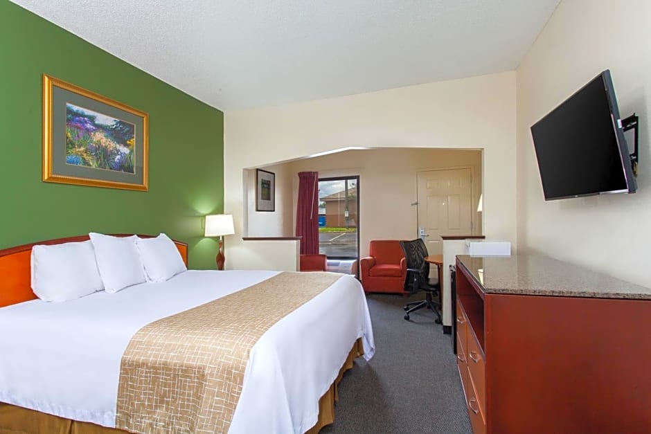 Travelodge by Wyndham Port Wentworth Savannah Area