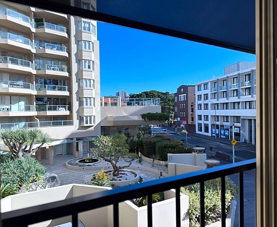 Manly Paradise Motel & Apartments
