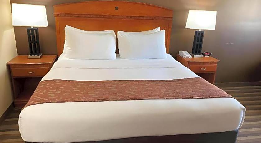 Best Western Manhattan Inn