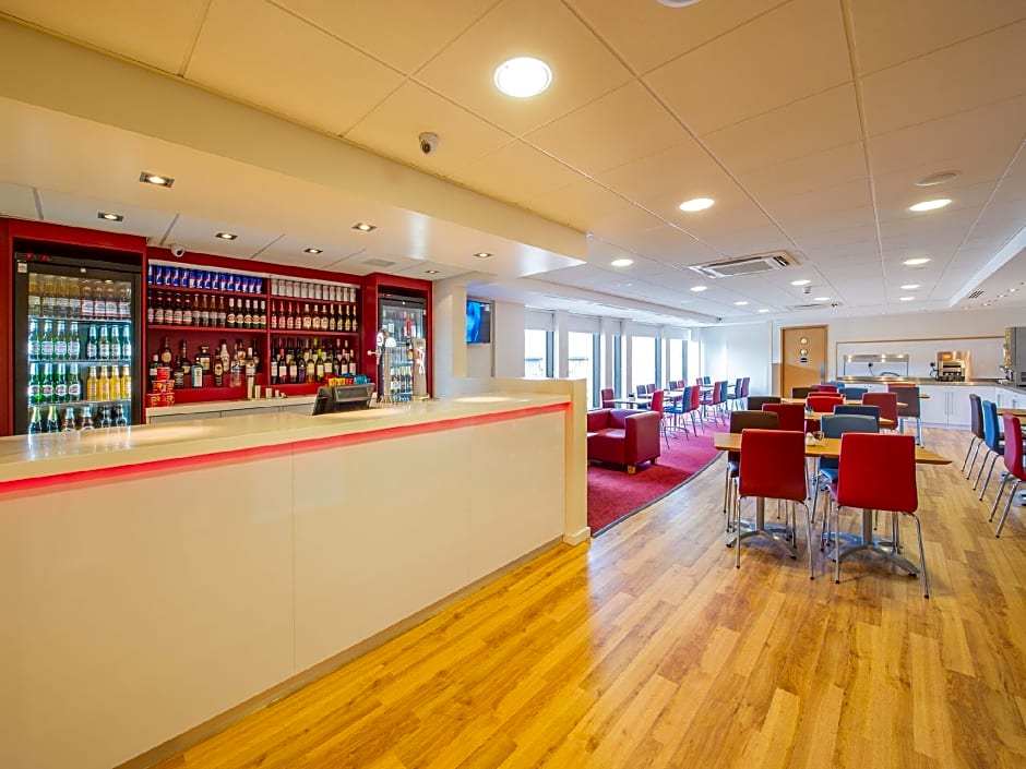 Travelodge Harrogate West Park