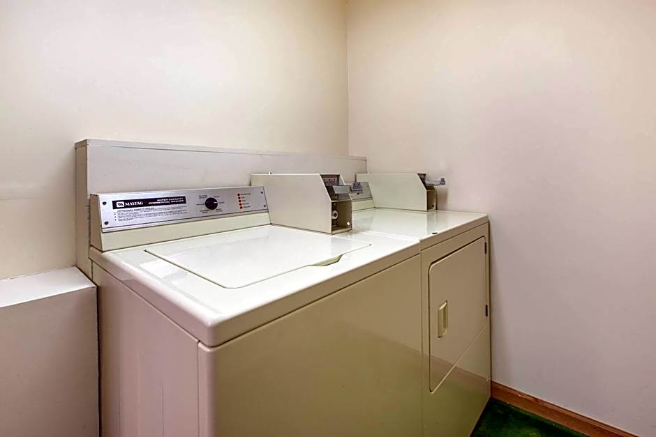 Apple Tree Inn, SureStay Collection by Best Western