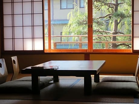 Japanese-Style Room with Private Toilet and River View 