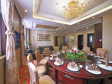 Super 8 Hotel Baoji Railway Station