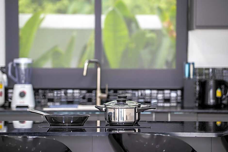 Mango Hill Residence