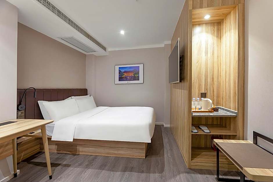 Hanting Premium Hotel Nanjing Zhongshan Dong Road Presidential Palace