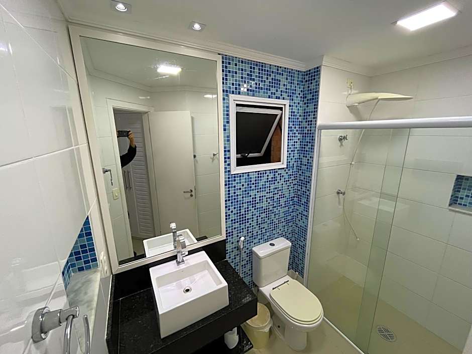 FLAT BOULEVARD RIVIERA COM AR A 150 m DA PRAIA ! DISPONÍVEL de 05 a 08 de Dez de 2025 ! Aproveite !