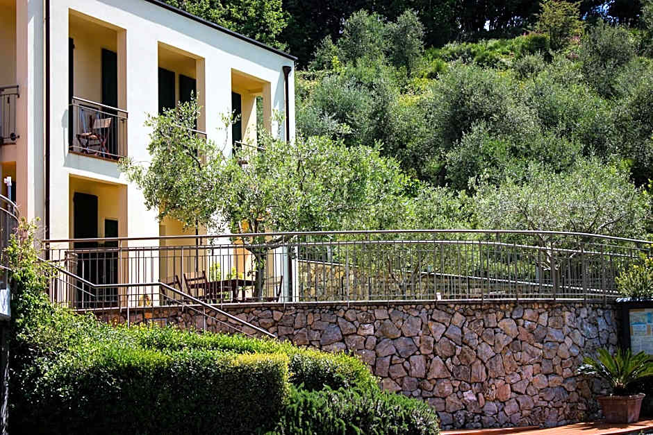 Baia Blu RTA Residence