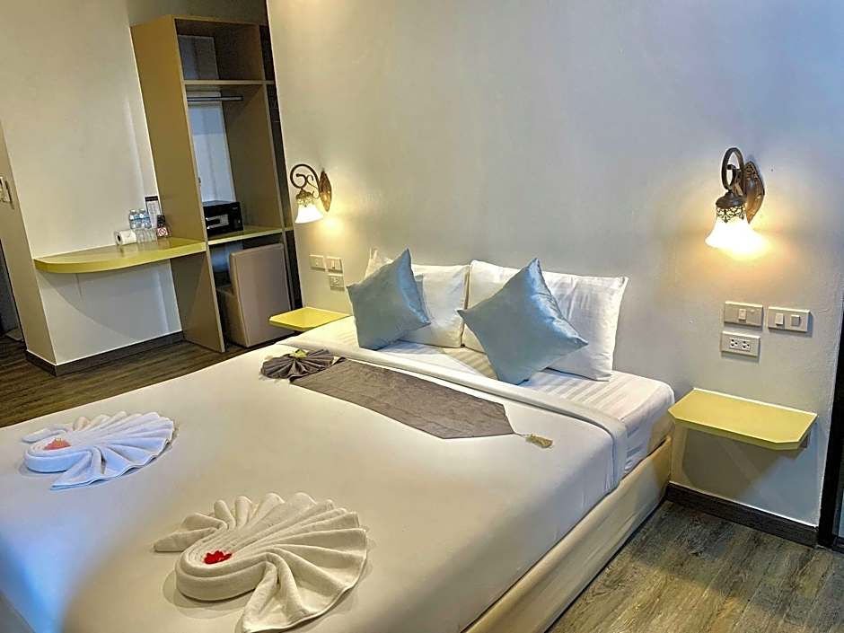 Behind The Scene Hotel Club @ Samui