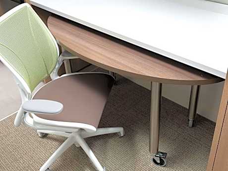 Queen Studio - Mobility Access/Non-Smoking