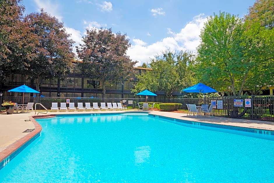 Holiday Inn Nashua, an IHG Hotel