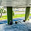 OYO Hotel Mobile, AL I-65 at Airport Blvd