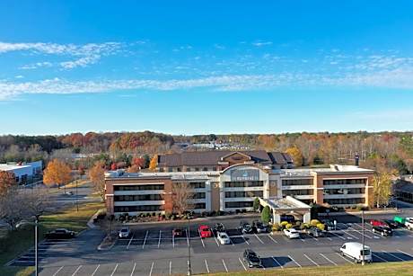 The Independence Inn - Charlotte Matthews