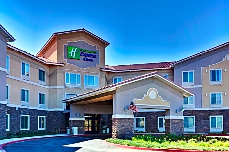 Holiday Inn Express Hotel & Suites Beaumont - Oak Valley, an IHG Hotel