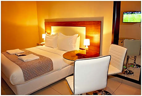 Eagle Nest Luxury Accommodation