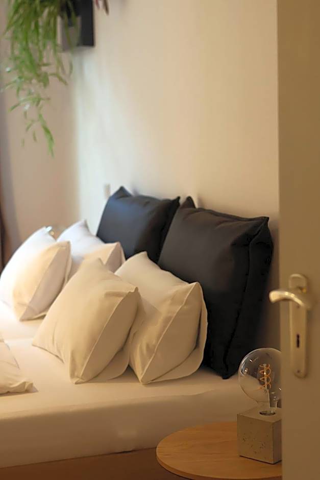 Weinbar & Gästehaus Himmelstoss