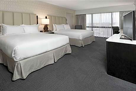 Standard Queen Room with Two Queen Beds