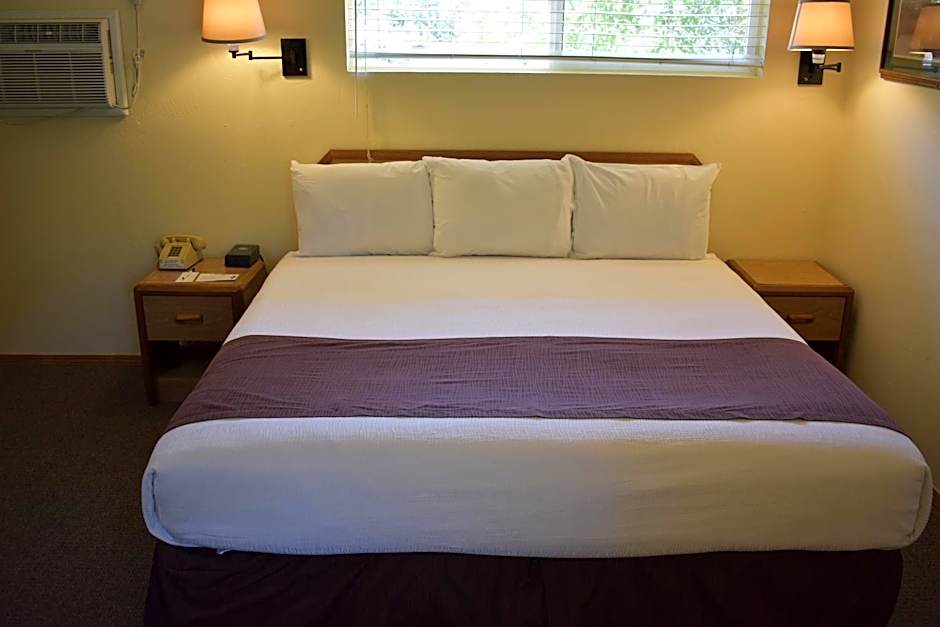 Lazy J Ranch Americas Best Value Inn