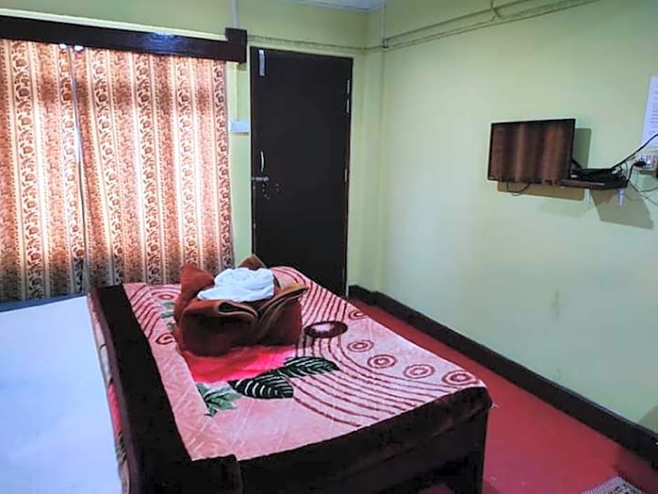Gulzar Palace – Srinagar, PA
