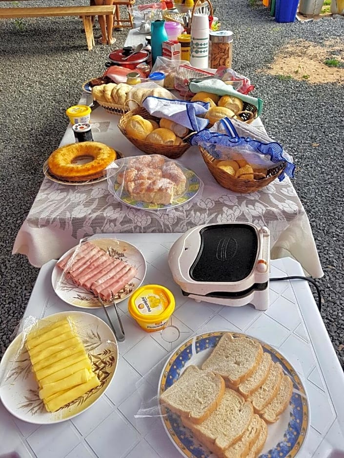 Pousada e Chales Mambaí Inn