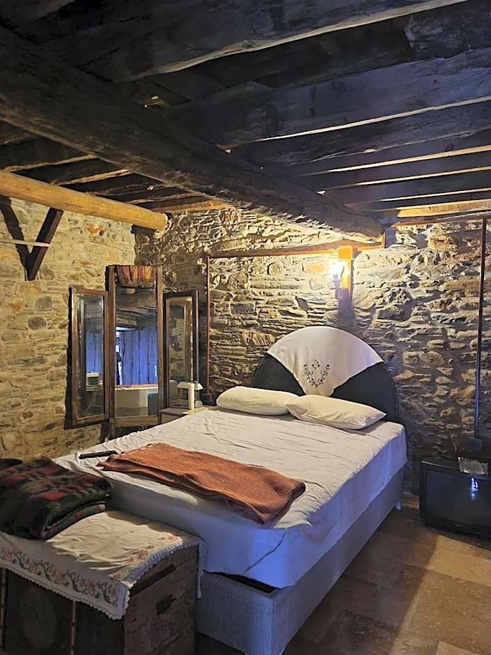 Helvacılar Konağı