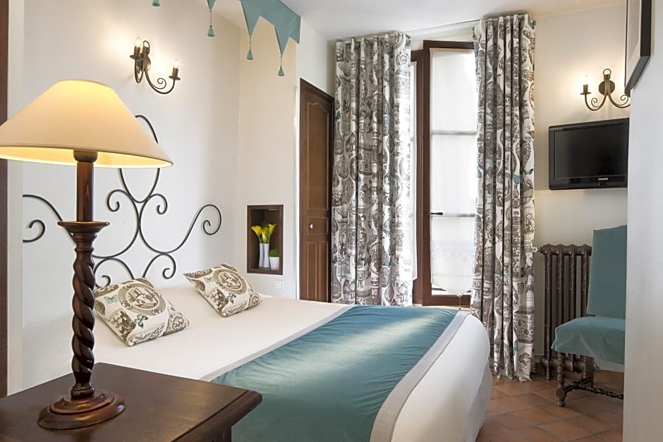 Castex Hotel