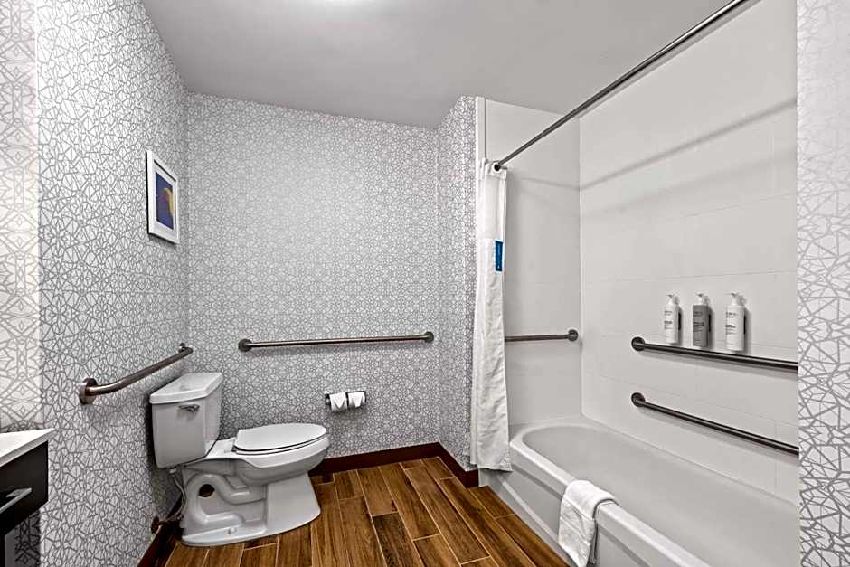 Hampton Inn By Hilton Greenville