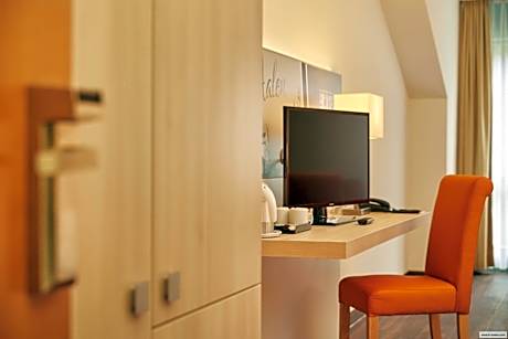 Comfort Double or Twin Room