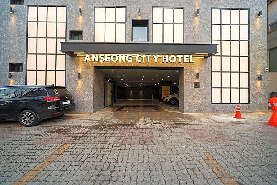 Anseong City Hotel