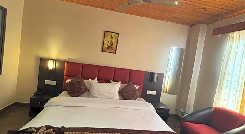 Hotel MMR Manor MG Marg