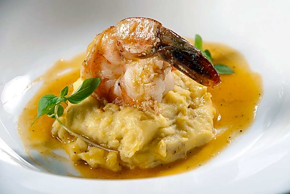 Movich Casa Del Alferez