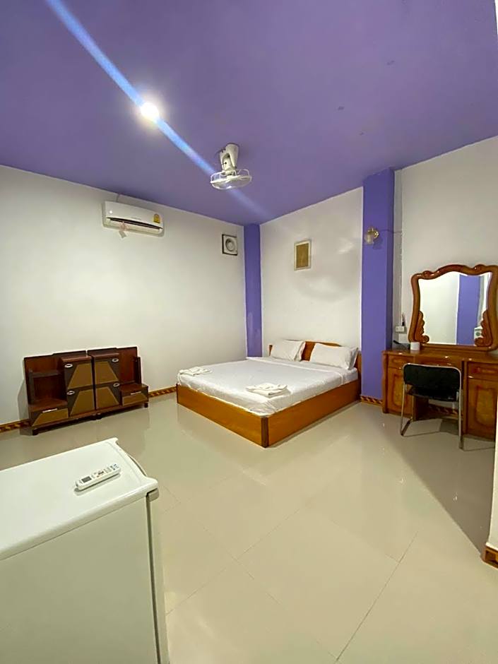 Hom Pho Gusethouse