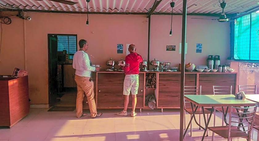 Dwivedi Hotels - Palace On Steps