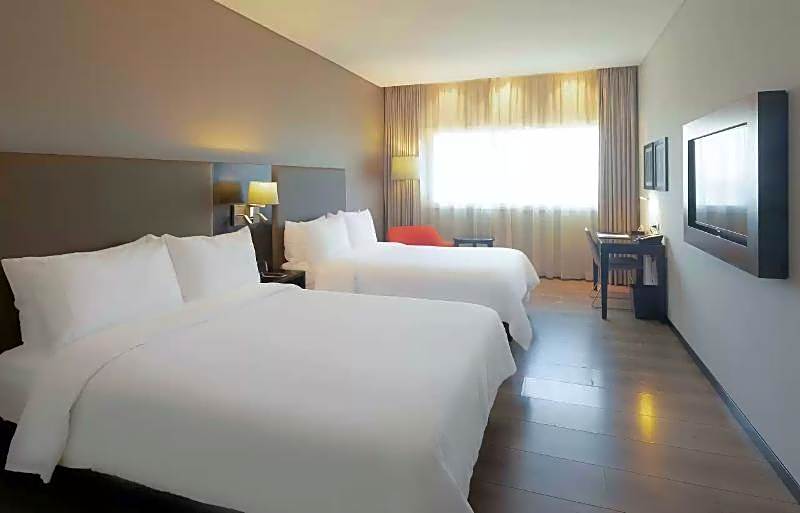 Radisson Hotel Santa Cruz