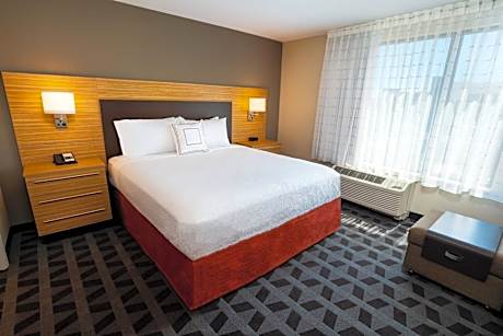 King Studio Suite - Hearing Accessible