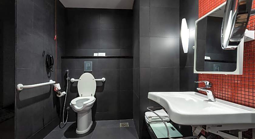 Crowne Plaza Riyadh RDC Hotel & Convention By IHG