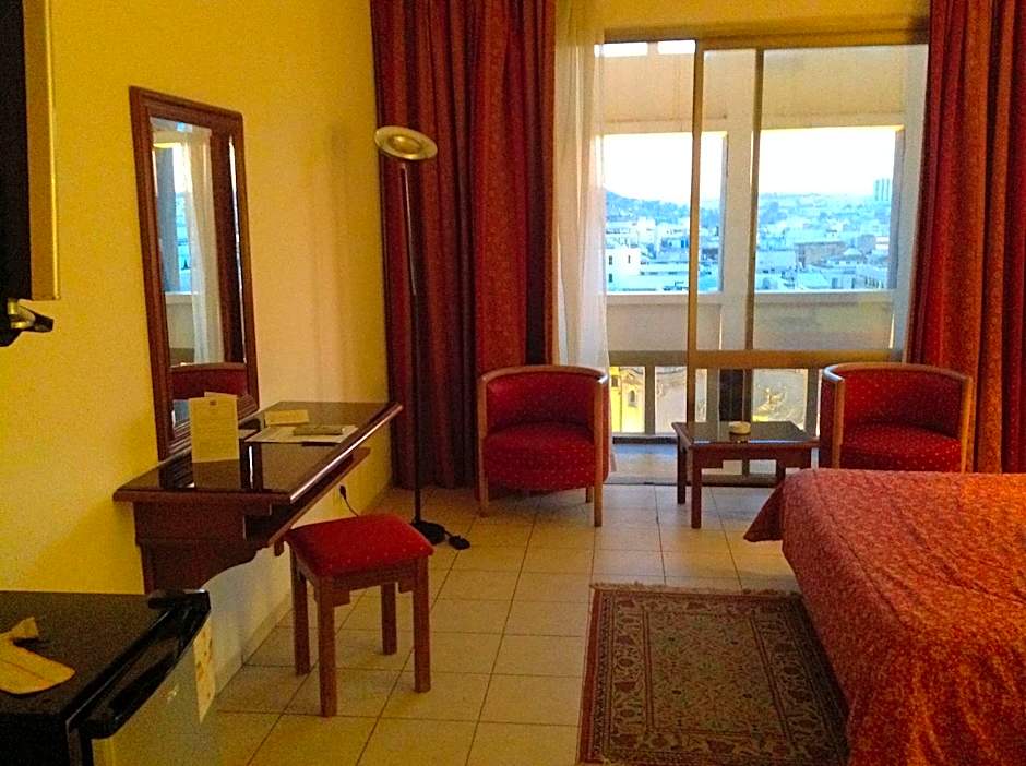 El Hana International