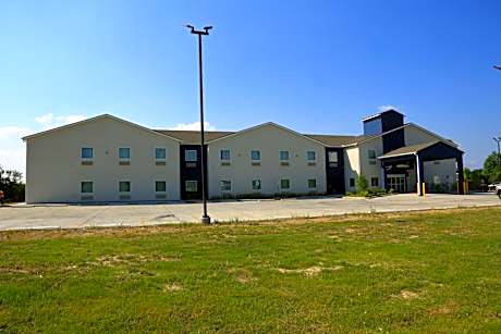 Americas Best Value Inn & Suites Prairieville