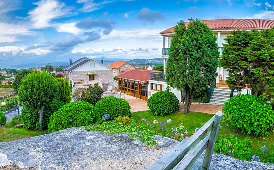 Hotel & Apartamentos Cons da Garda