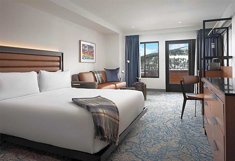 Hotel Alpenrock Breckenridge, Curio Collection by Hilton
